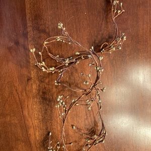 EUC thin grapevine garland